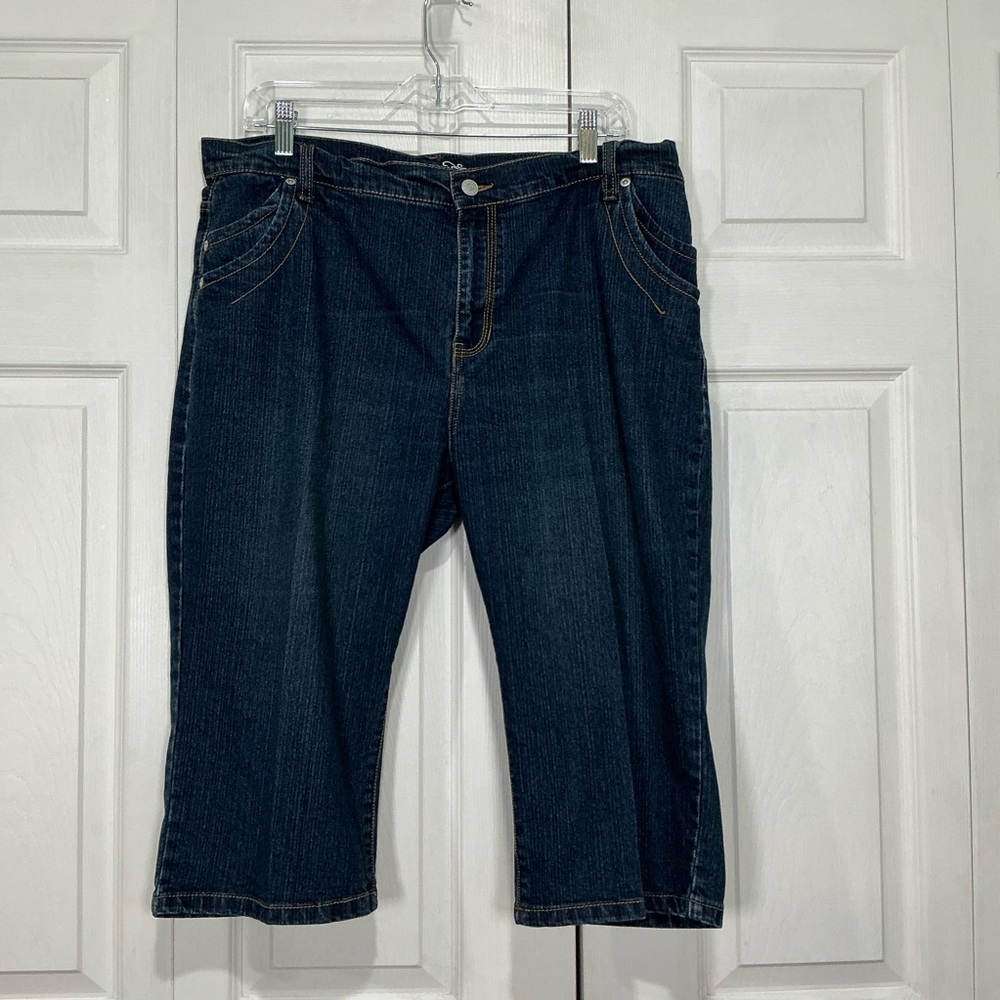 🍓 Zena Blue Cropped Blue Denim Jeans - Size 14